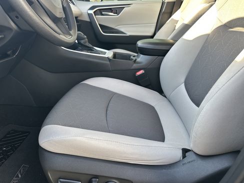 Used 2023 Toyota RAV4 XLE image 10