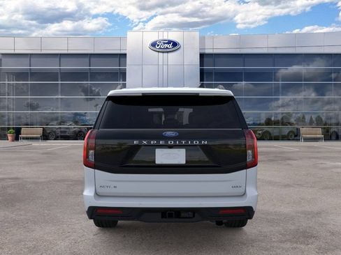 New 2026 Ford Expedition Max Active RWD image 5