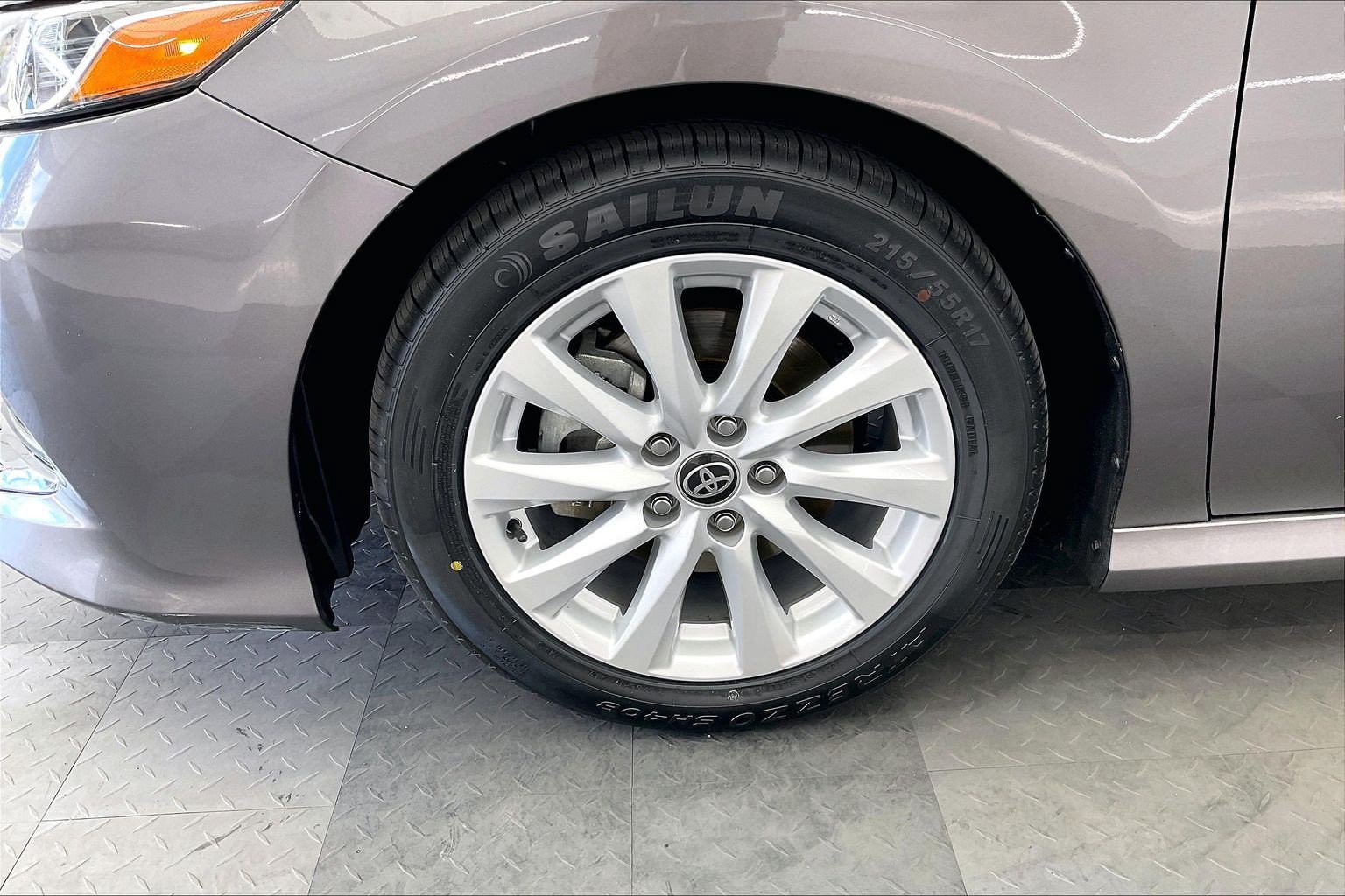 Used 2020 Toyota Camry LE FWD image 8