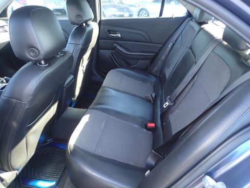 Used 2014 Chevrolet Malibu LT FWD image 11