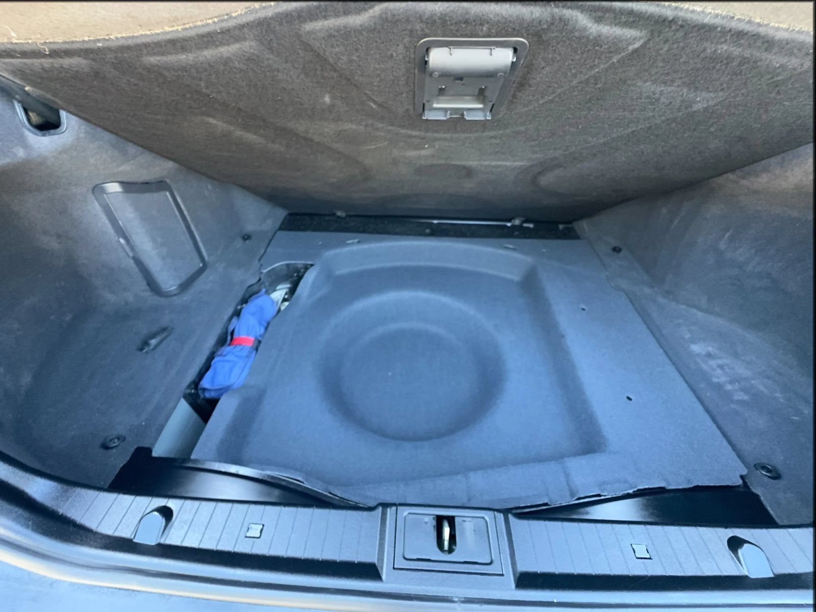 Used 2003 Mercedes-Benz E 320 Sedan image 50