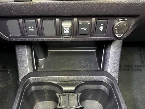 Used 2023 Toyota Tacoma TRD Off-Road image 35