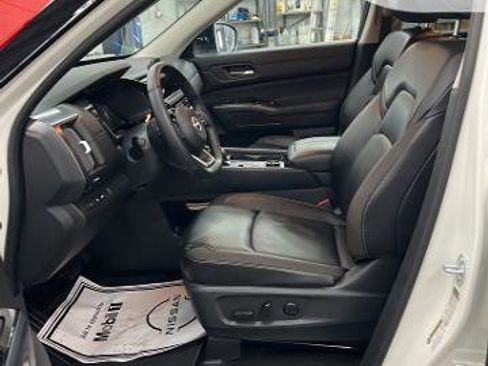 Certified 2024 Nissan Pathfinder SL AWD/4WD image 24