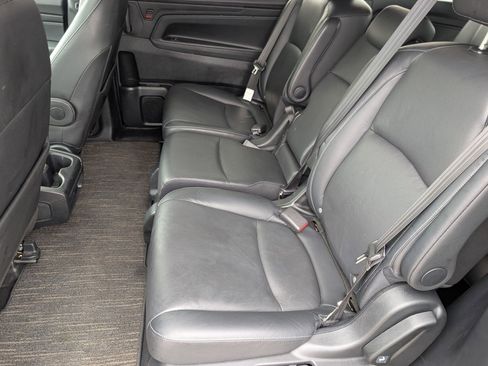 Used 2024 Honda Odyssey EX-L image 13
