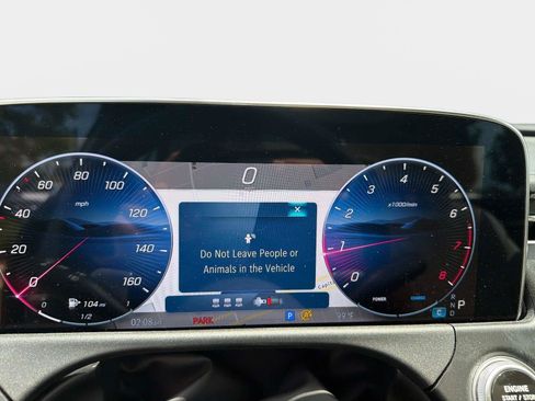Used 2025 Mercedes-Benz E 350 Sedan image 26