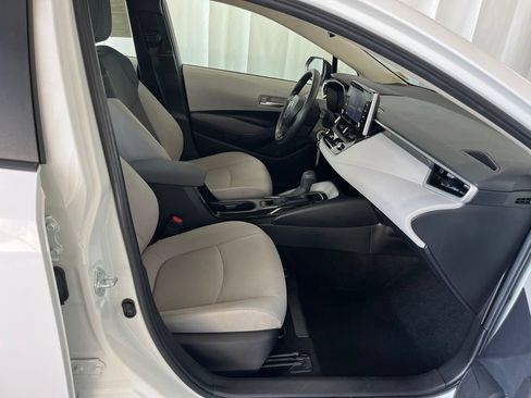 Used 2021 Toyota Corolla LE w/ Carpet Mat Package (TMS) FWD image 20