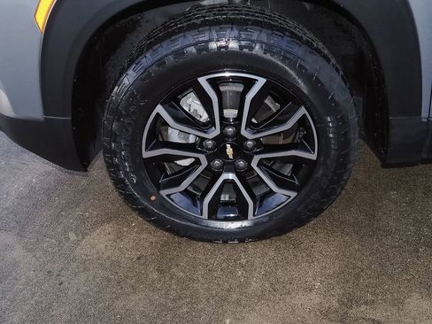 Certified 2023 Chevrolet TrailBlazer ACTIV w/ Convenience Package image 37