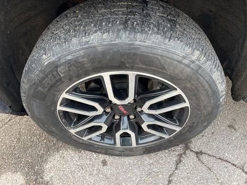 Used 2020 GMC Sierra 1500 AT4 w/ AT4 Premium Package image 8