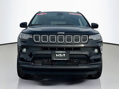 Used 2022 Jeep Compass Latitude w/ Sun and Sound Group image 16