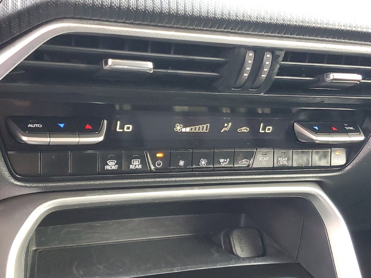 Used 2025 MAZDA CX-90 3.3 Turbo w/ Select Package AWD/4WD image 22