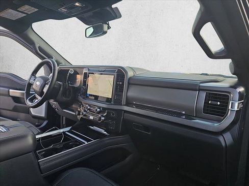 Used 2025 Ford F250 Platinum w/ Tremor Off-Road Package image 26