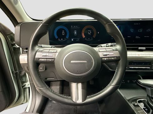 Used 2024 Hyundai Kona SEL image 13