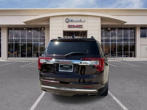 Used 2021 GMC Acadia Denali w/ Denali Technology Package FWD image 12
