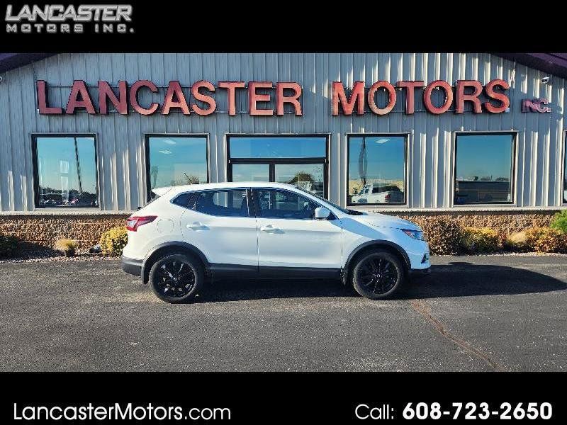 Used 2022 Nissan Rogue Sport S FWD image 1