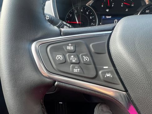 Used 2024 Chevrolet Equinox LT FWD image 6