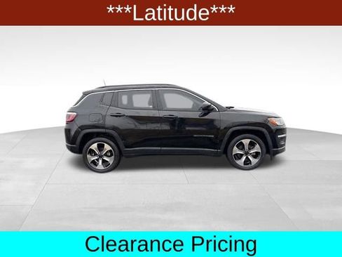 Used 2018 Jeep Compass Latitude FWD image 8