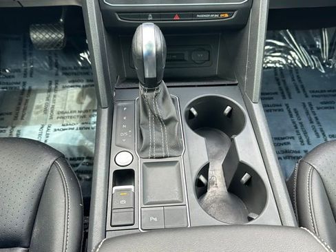 Used 2021 Volkswagen Atlas SE FWD image 38