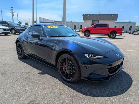 Used 2025 MAZDA MX-5 Miata RF Club image 4