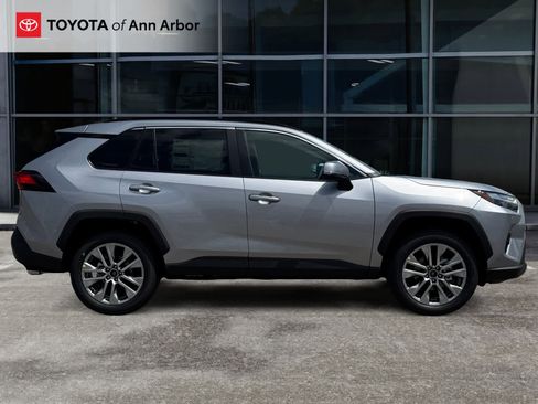 Certified 2025 Toyota RAV4 Limited image 12