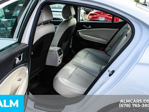 Used 2025 Genesis G70 2.5T AWD/4WD image 18