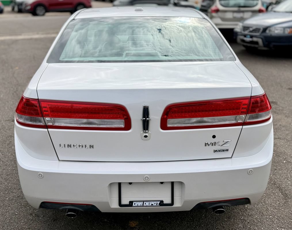 Used 2010 Lincoln MKZ AWD image 4