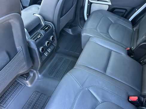 Certified 2023 Land Rover Defender 130 SE image 26