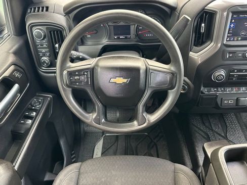Used 2023 Chevrolet Silverado 1500 Custom AWD/4WD image 15