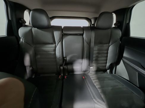 Used 2023 Mitsubishi Outlander ES image 33