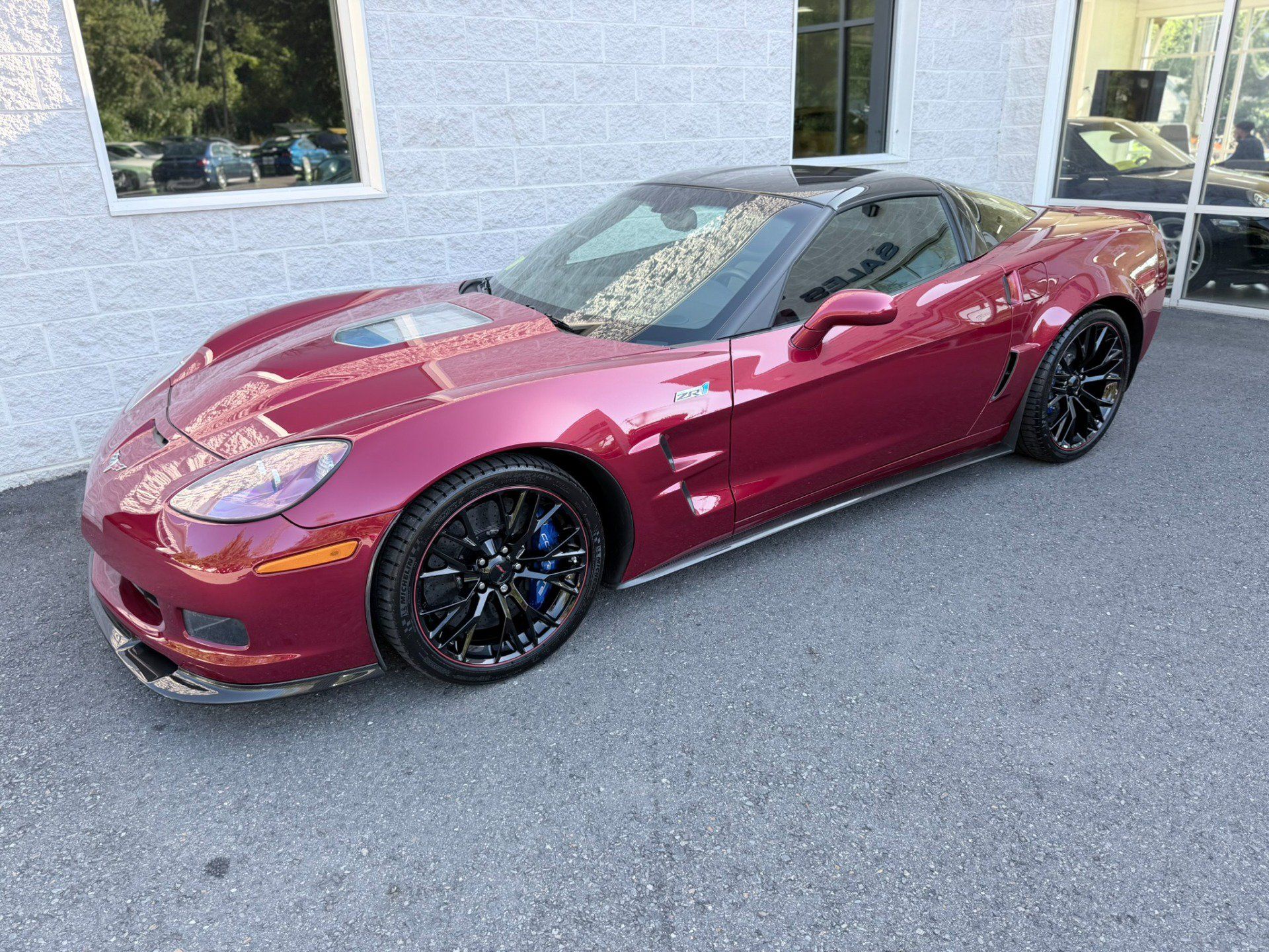 Used 2013 Chevrolet Corvette ZR1 w/ 3ZR Preferred Equipment Group RWD image 16