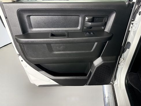 Used 2020 RAM 1500 Tradesman w/ Chrome Plus Package RWD image 25