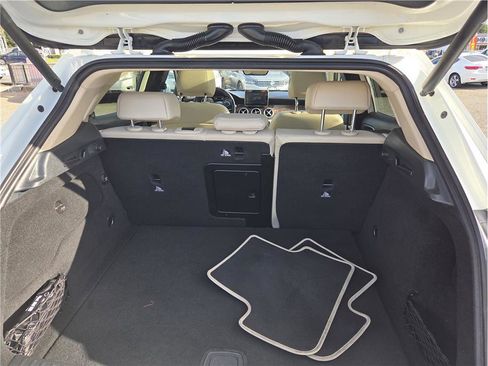 Used 2017 Mercedes-Benz GLA 250 4MATIC image 30