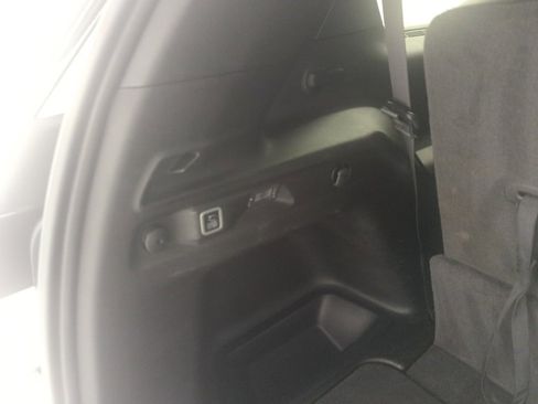 Used 2024 Jeep Grand Cherokee L Laredo image 8