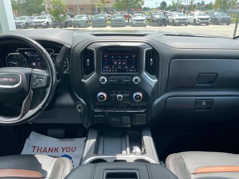 Used 2020 GMC Sierra 2500 AT4 w/ AT4 Premium Package AWD/4WD image 32