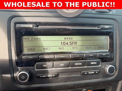 Used 2011 Volkswagen Golf 4-Door image 14