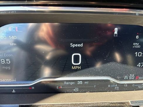 Certified 2024 GMC Sierra 1500 SLT image 16