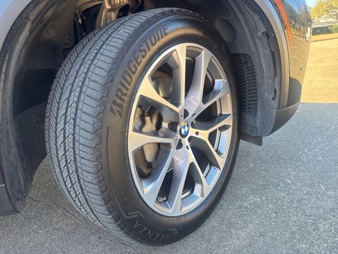 Used 2022 BMW X5 sDrive40i w/ Parking Assistance Package image 14