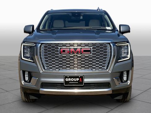 Used 2023 GMC Yukon Denali AWD/4WD image 4