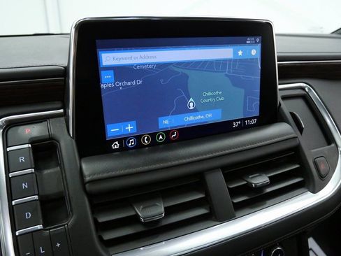 Used 2021 Chevrolet Suburban High Country w/ Premium Package image 32