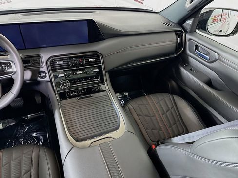 Certified 2025 Nissan Armada PRO-4X w/ Pro-4X Premium Package image 28