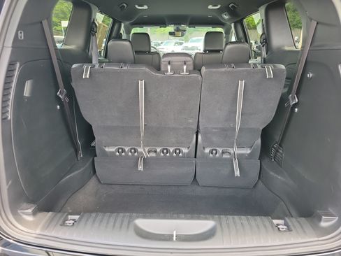 Used 2026 Chrysler Pacifica Select FWD image 10