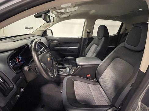 Used 2022 Chevrolet Colorado Z71 image 3