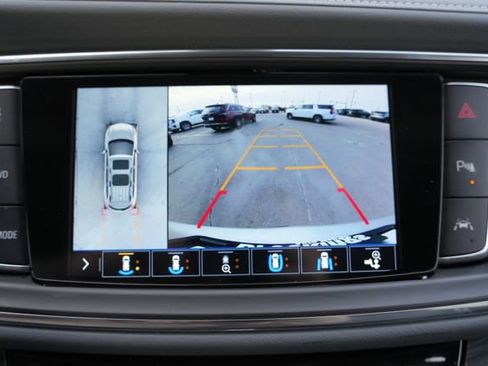 Used 2021 Buick Enclave Premium w/ Surround and Sites Package image 27