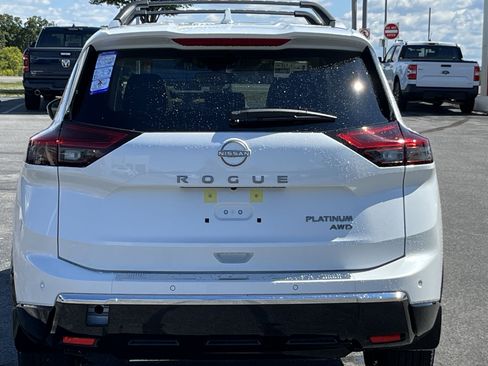 New 2026 Nissan Rogue Platinum w/ Platinum Premium Package image 4