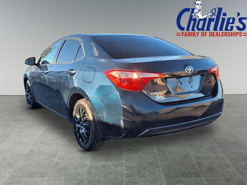 Used 2017 Toyota Corolla image 5