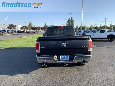 Used 2016 RAM 1500 Laramie w/ Convenience Group AWD/4WD image 6