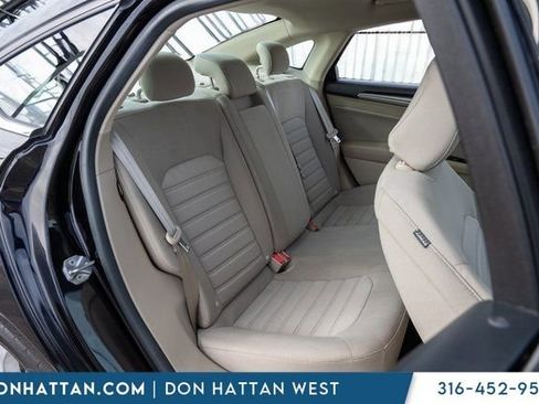 Used 2020 Ford Fusion SE w/ Fleet SE Value Package image 24