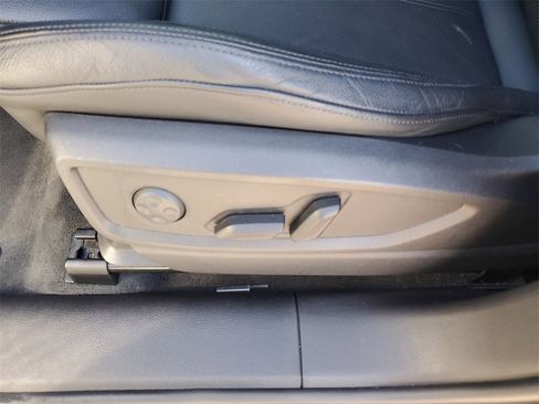 Used 2019 Audi SQ5 Prestige w/ Prestige Package image 22