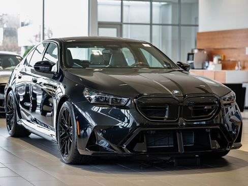 New 2026 BMW M5 Base w/ Executive Package image 1