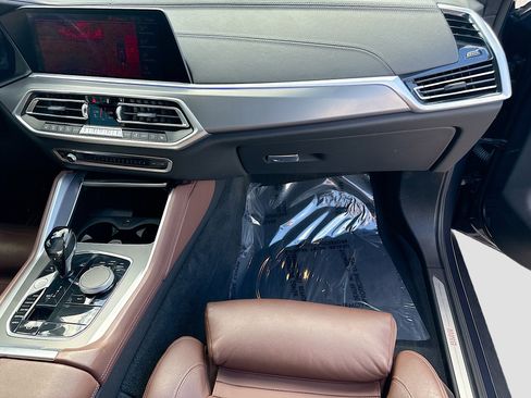 Used 2021 BMW X6 sDrive40i w/ Convenience Package image 18