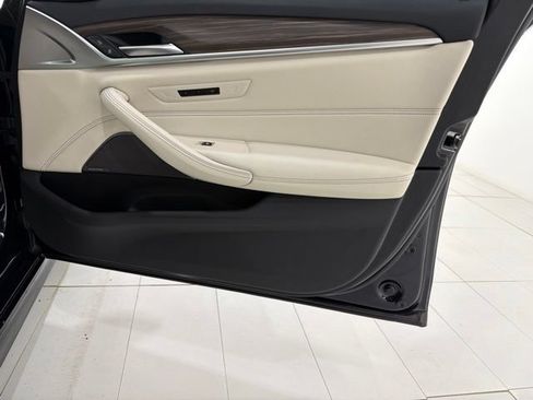 Certified 2023 BMW 540i xDrive w/ M Sport Package AWD/4WD image 18